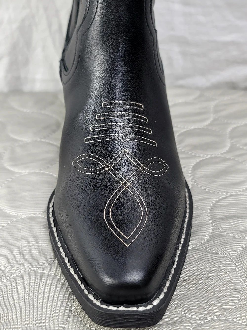 Universal Thread Kenzi Tall Western Boots Black Women Size 7 NWOB Cowboy